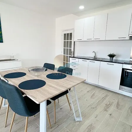 Alta Oura Prime By Sunny Deluxe Apartment