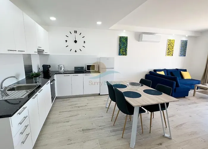 Alta Oura Prime By Sunny Deluxe * Albufeira